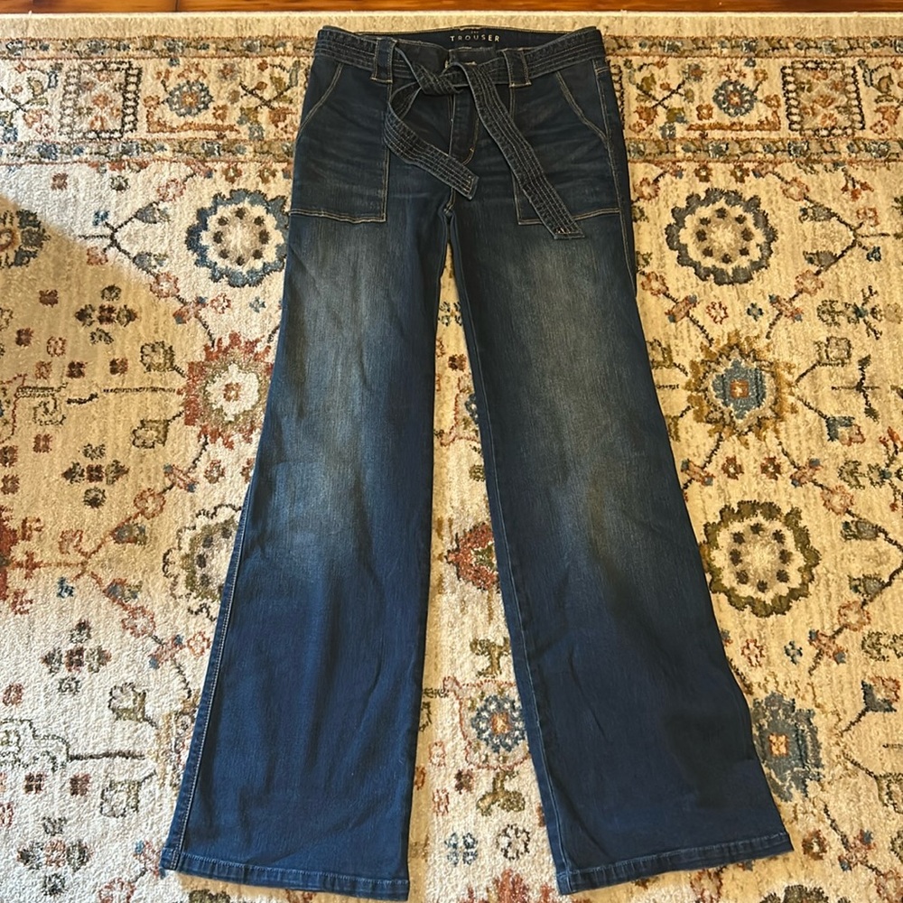 What house black market, size 8. Jeans